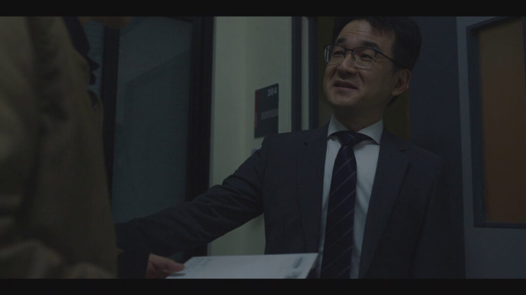 커피나 한잔 하시죠? 어차피 상황은 다 아시는거고..