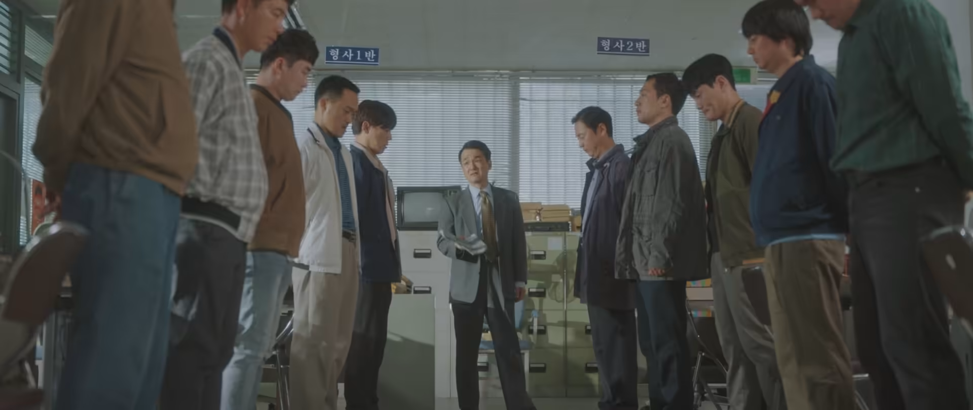 1주일안에 내 앞에 한 놈 세워다 놔